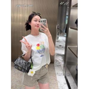 夏の定番スタイル スタイルアップ効果 デザイン性の高いフェンディブランド 品 激安 通販半袖T.