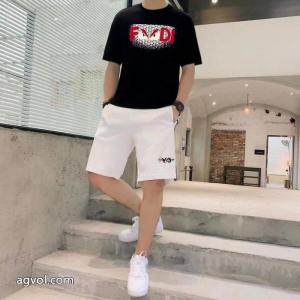 ブランド 偽物 激安 通販半袖T大人気希少！ 国内発セール完売間近 早い者勝ちフェンディ.