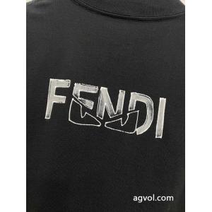 ブランド フェイクFENDI半袖Tシャツモダンな印象 センス漂う お洒落に魅せる