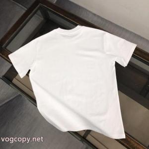 耐久性に優れ 海外限定モデル  流行の注目ブランド激安 ブランド 通販半袖TシャツFENDI