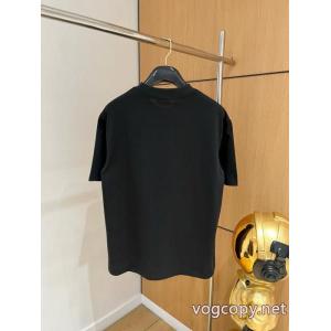 今だけSALE ファション性の高い 期限限定FENDI半袖Tシャツコピー ブランド 通販