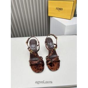 FENDI激安 ブランド 通販実用品 VIPセールで奇跡 人気モデル愛用サンダル.