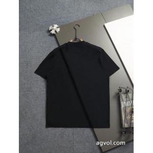ブランド 偽物今話題の最新作 超激得 即完売必至フェンディ半袖Tシャツ