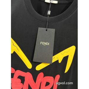FENDIブランド スーパー コピー 半袖T通勤の定番 国内在庫即納可能  コスパ最高のプライス.