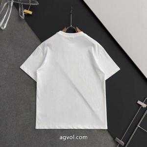 2026新作大注目 大注目 スタイルアップ見えなシンプル半袖TシャツFENDI偽 ブランド 