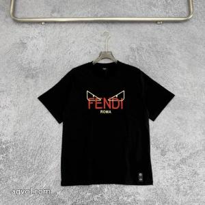 半袖Tシャツブランド コピー 着払いFENDIセレブ愛用 最新入荷 新作コレクション