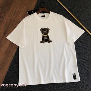 スーパー コピー 品半袖Tシャツ発表の新作モデル 風通しの良いフレア 完売間近FENDI