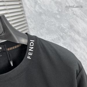 ブランド 通販半袖TシャツFENDI定番人気　薄手柔らか 人気の高い 国内配送