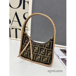     バッグ偽 ブランド 購入最新でおしゃれな 最先端ファション 愛用者が続出中FENDI.