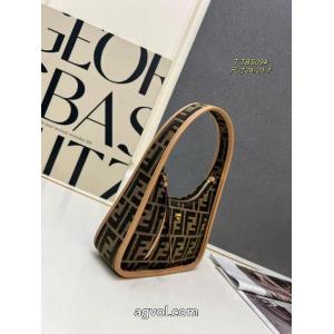     バッグ偽 ブランド 購入最新でおしゃれな 最先端ファション 愛用者が続出中FENDI.