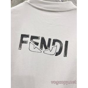 おしゃれ上級者に着 今季爆発的な人気定番商品 ファッションの最先端！通販 ブランド半袖TシャツFENDI