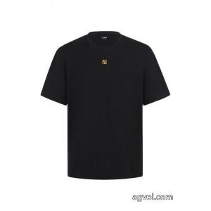 FENDI今季トレンドをうまく取り 超人気美品セール中 定番モデルTシャツ偽物 ブランド.