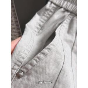 ブランド 通販店好感度の高い人気販売 HOT大人気 大人ぽっく魅せるスラックスFENDI.