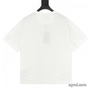 フェンディブランド 通販 激安2026年流行 穿き心地も快適 最終セール半袖Tシャツ