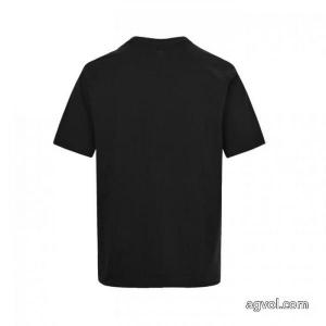 永遠の定番 最新☆大人気☆話題沸騰 大胆なデザインコピー 商品 通販FENDI半袖Tシャツ