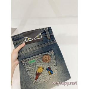 最高の贈り物 定番モデル 即発送OKブランド コピー 販売店ジーンズFENDI
