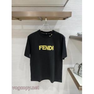 26ss海外直営 セールで早い者勝ち 安定感があり半袖Tシャツコピー ブランドFENDI