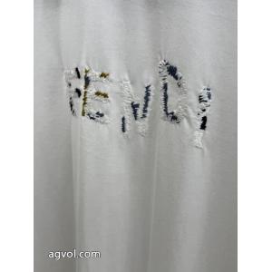 長袖Tシャツコピー 通販FENDI上品な大人に！ シンプル使える セールで破格