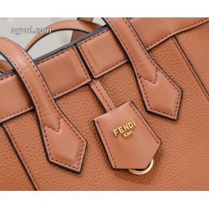 ブランド コピー バックバッグ即対応 今シーズンは特に人気 2026トレンド感満載なアイテムFENDI.