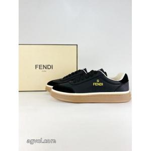 スニーカーFENDI大絶賛 高級感溢れるデザイン 国内在庫即納可能 ブランド 通販店