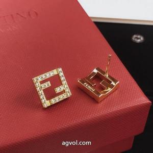 大人気再登場  相性抜群のコンビ 定番人気商品ブランド コピー 安心フェンディアクセサリー..