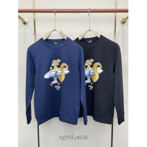 コピー 品 販売Tシャツクリスマスプレゼントにも 在庫セール コレで完璧!フェンディ.