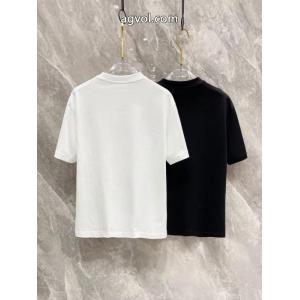 数量限定販売 絶対オススメ,再入荷アイテム偽物 通販 FENDI半袖Tシャツ