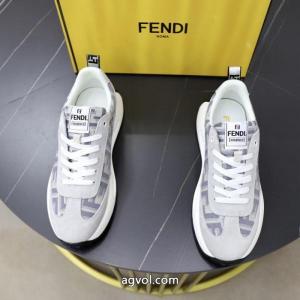 ブランド 品 激安 通販絶対欲しい新作 完売?在庫確保 通気性が抜群FENDIスニーカー.