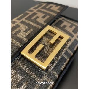 ブランド 激安 サイト人気定番 冬季超人気アイテム 柔らかい色調バッグFENDI.