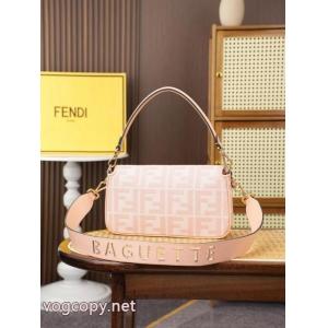 FENDIギフトに最高 品良くおしゃれ  限定版プリントバッグブランド フェイク.