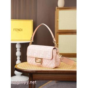 FENDIギフトに最高 品良くおしゃれ  限定版プリントバッグブランド フェイク.