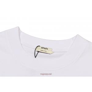 ブランド コピー 着払いフェンディTシャツ意外と相性がいい 格安海外人気アイテム 上質  .