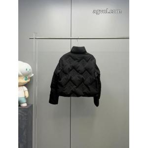 Fendiフェンティ26新作スタンドカラー長袖暗紋ジャカードショートダウンジャケット