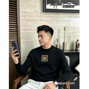 お洒落で人気アイテム 今年流大人っぽさ 最前線2026フェンディブランド 品 コピーセーター.