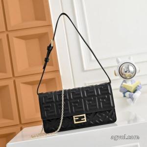 バッグ今季話題の一級品 SALE特価 人気売れ筋商品 2026ブランド コピーFENDI..