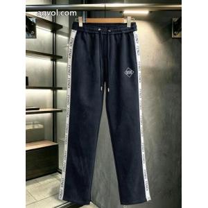 大人気☆NEW!!  限定生産品 プチプラファッションブランド 通販店フェンディスラックス.