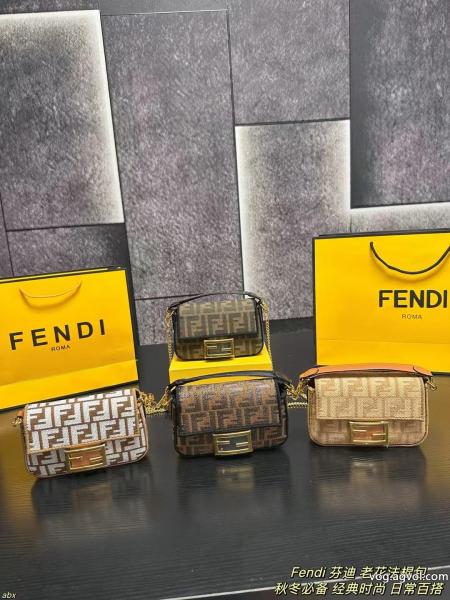FENDI完売必須 限定SALE完売間近バッグブランド 通販 激安 0