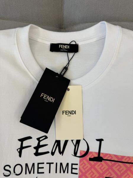 半袖Tシャツ大絶賛大幅に値下げフェンディ激安 通販 ブランド 4