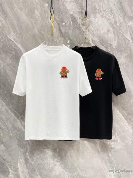 FENDI限定特大セール必需品半袖Tシャツ偽物 ブランド 0 