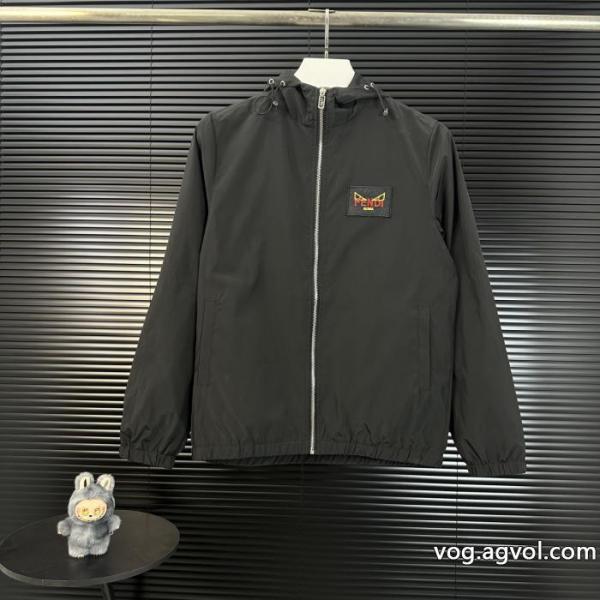 Fendiフェンティリトルモンスターフードパーカージャケット 0 