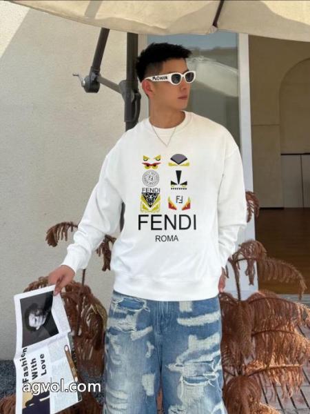 FENDI秋冬ヨーロッパトップクラスのオリジナルファッションカジュアル長袖プリントTシャツ衛衣 4