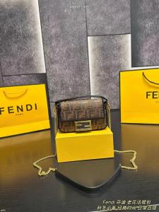 FENDI完売必須　限定SALE完売間近バッグブランド 通販 激安