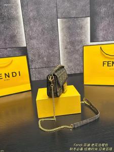 FENDI完売必須　限定SALE完売間近バッグブランド 通販 激安