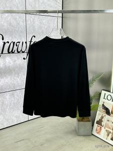 長袖Tシャツ偽 ブランド 販売FENDI著名人の着用人気急上昇