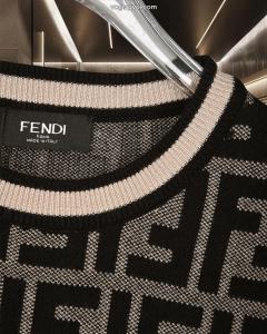 FENDIスーパー コピー 通販 優良上品シックなお品SS25限定版セーター
