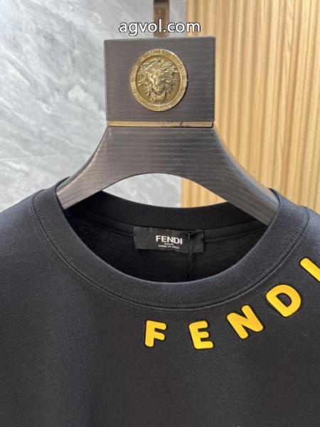 FENDI最終価格 超激得 デザイン性の高い偽物 ブランド 販売長袖Tシャツ 4