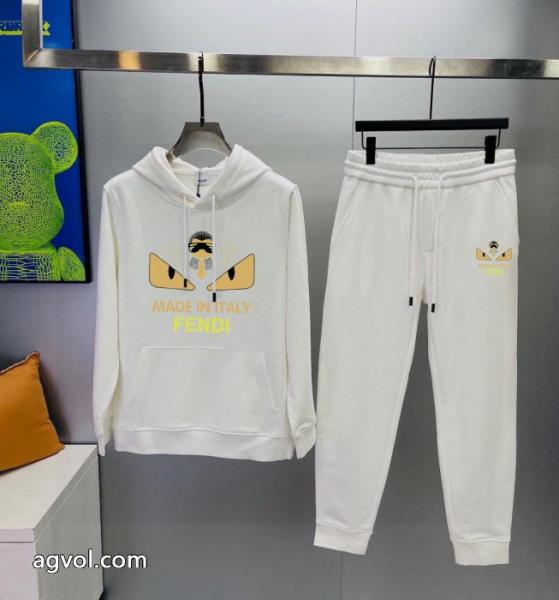 ブランド コピー 販売 店FENDIプレゼントにも 数量限定再入荷 数量限定250%新品セット 4