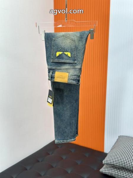 最新の品 今年人気定番新作 超人気美品フェンディブランド 通販ジーンズ 1