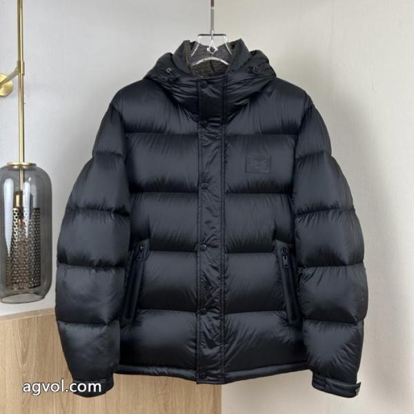 FENDI ダウンジャケット抜群な通気性 在庫処分SALE 一目ぼれ可愛すぎコピー 品 ブランド.. 1
