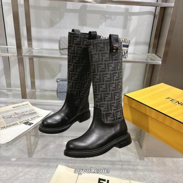 FENDIスニーカー愛らしさ抜群 暑い日にも涼やかさを感じる 新品入荷2026コピー 商品 ブランド.. 5 